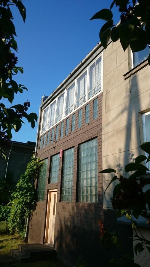 Willow Apartments Лимбажи Екстериор снимка